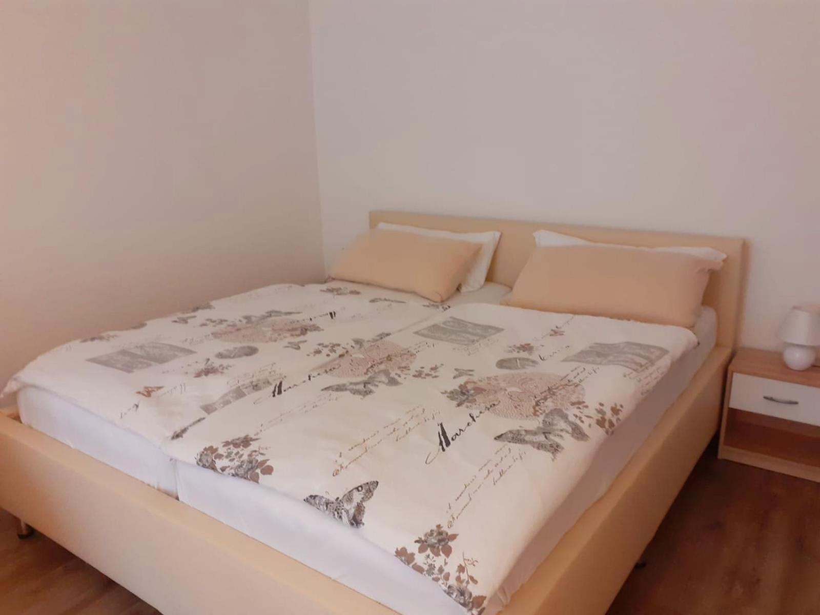 Ferienwohnung Am Kurpark, Gailingen Exterior foto